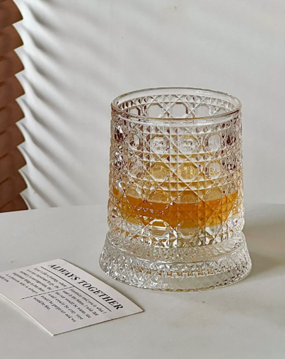 🥛💎Hot Sale 50% OFF✨🔥360° Rotating Whiskey Glass Tumbler